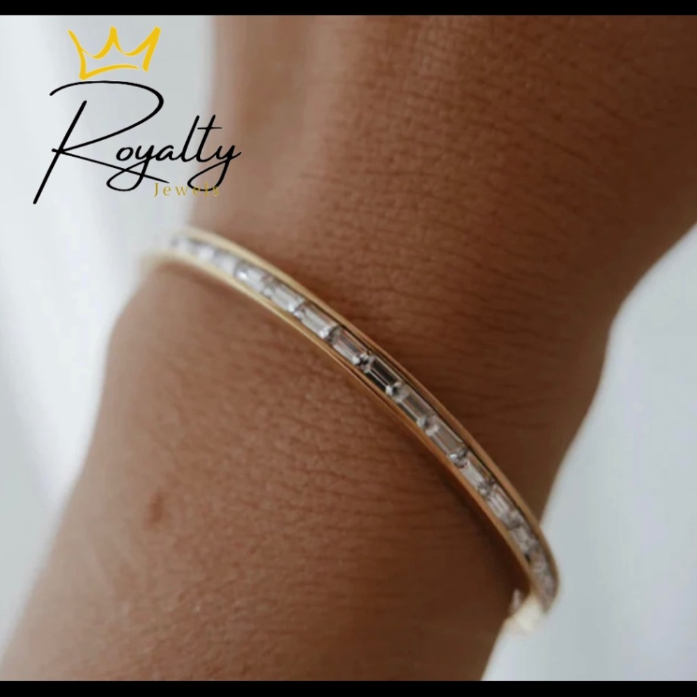 Woman’s US 18K Gold Plated Cubic Zircon Bangle Luxury Bracelet Royalty Jewels